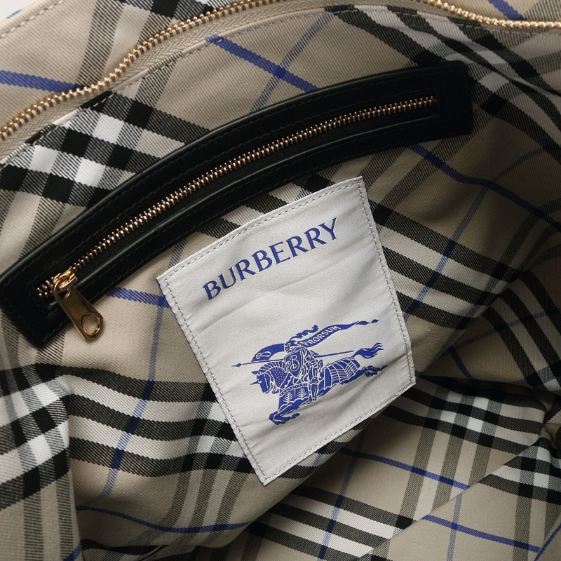 Bv*b*rry shopping bags